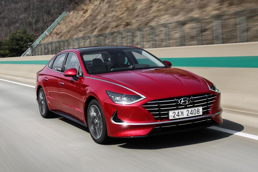  Hyundai Sonata 2019 года  (KR) (фото 40 из 42)